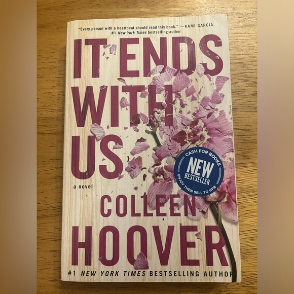 It Ends With Us by Colleen Hoover - Picture 1 of 2